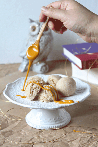 Harry Potter Butterbeer Macaroons | PlantCrush.co x ThePlantStrongVegan.com