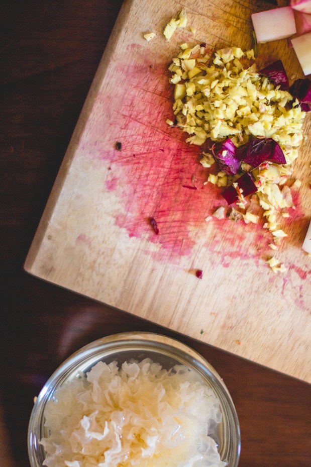 ginger-beet-soup-plantcrush-6